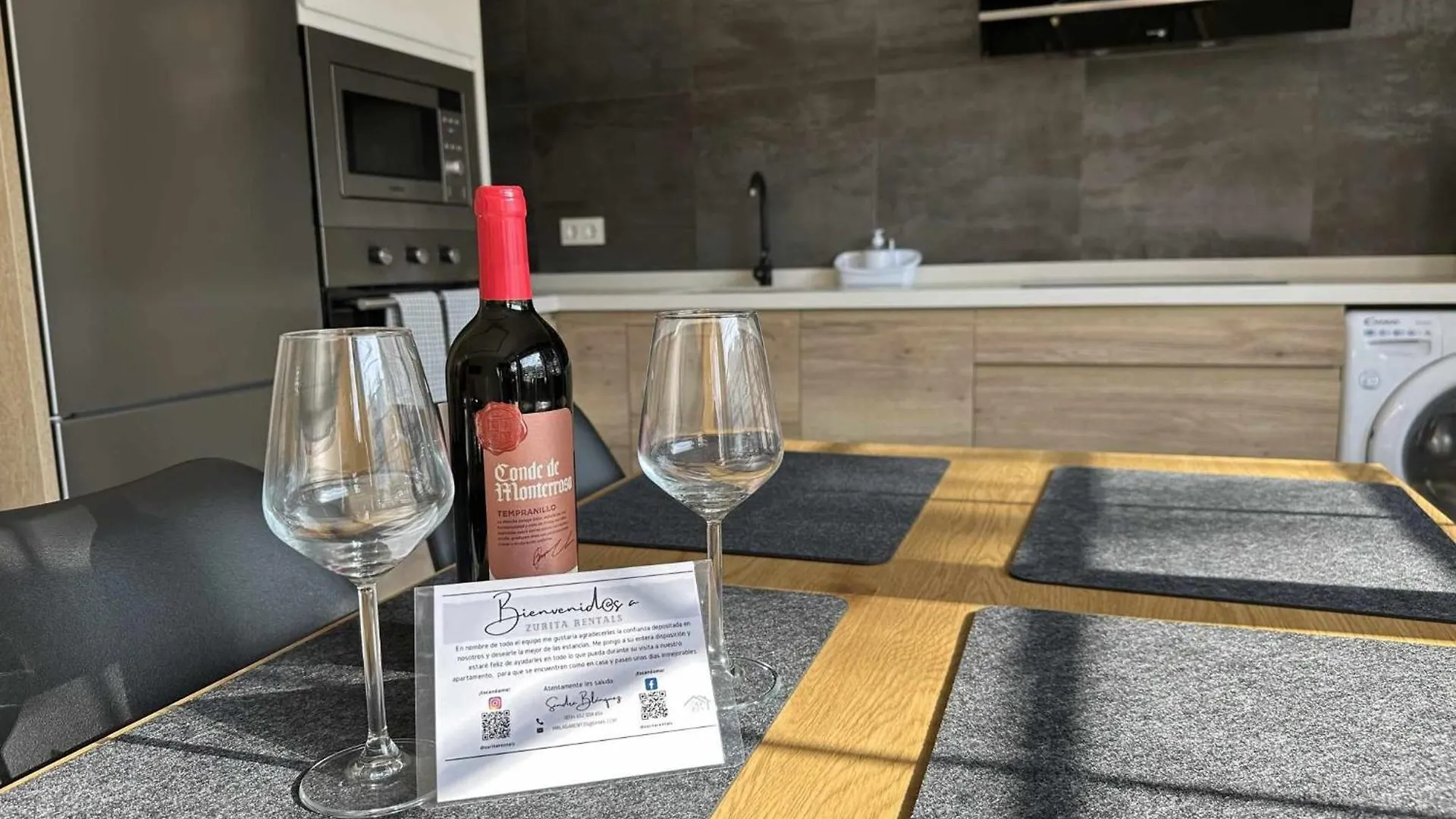 Apartmán La Carihuela A 1 Min De La Playa Torremolinos 0*,